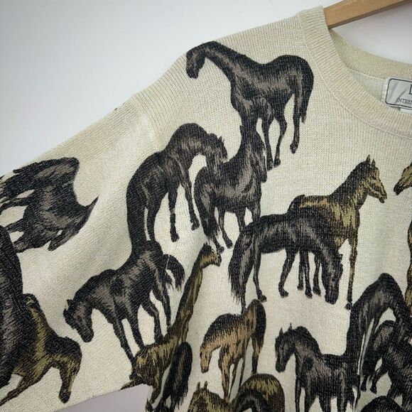 Lisa International Women’s Cream Metallic 90s All Over Horse Equestrian Novelty - Picture 7 of 7